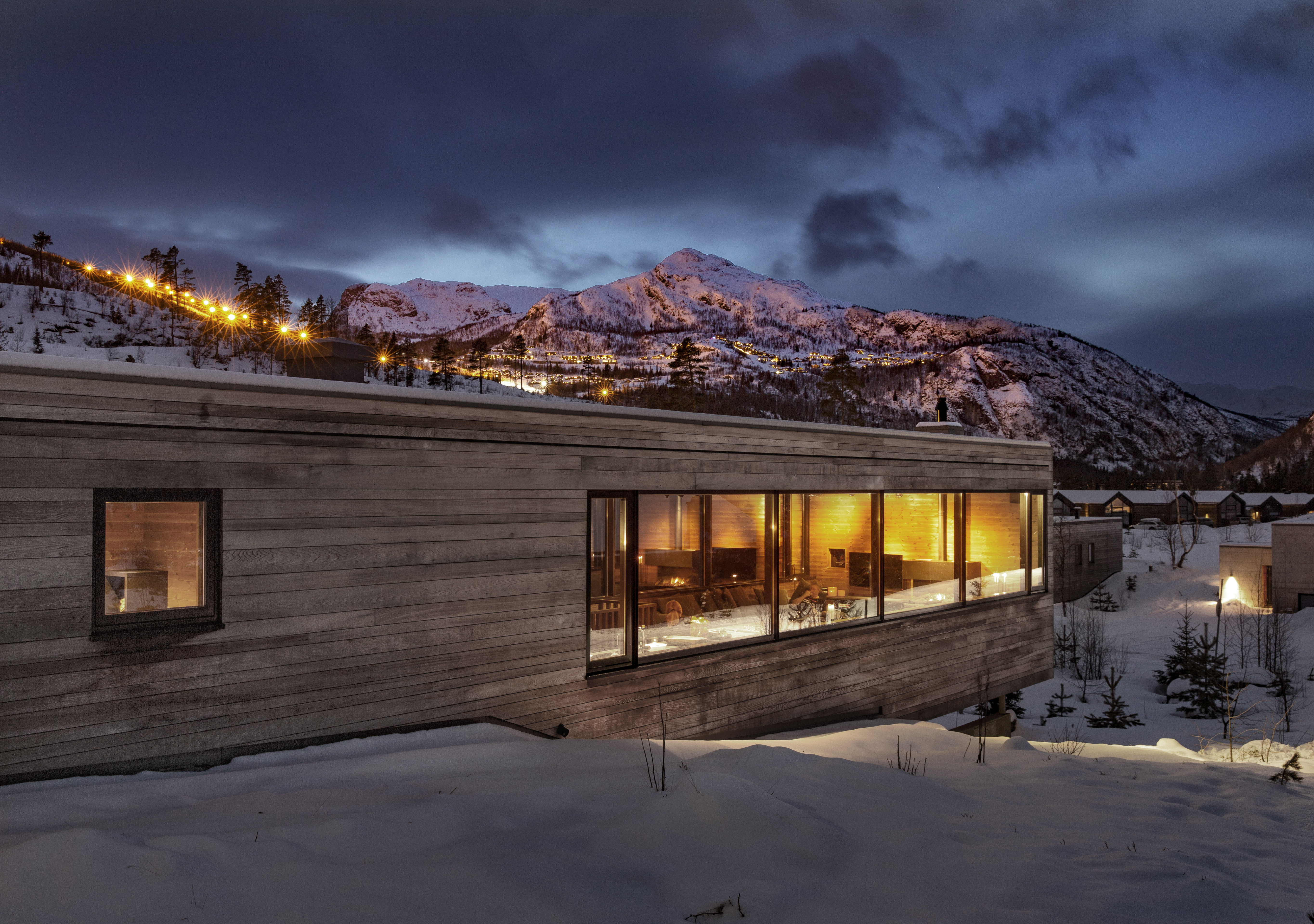 The Fear That Sells a Ski Lodge for Less Than It Is Worth — Airbnb reveals top trending ski destinations for Brits this winter