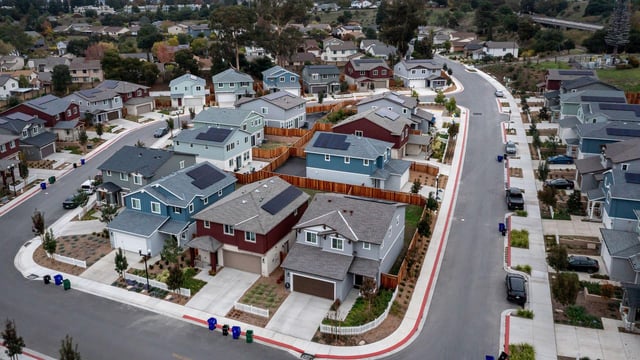 Home sellers are giving up at 'unusually high rate,' says ...