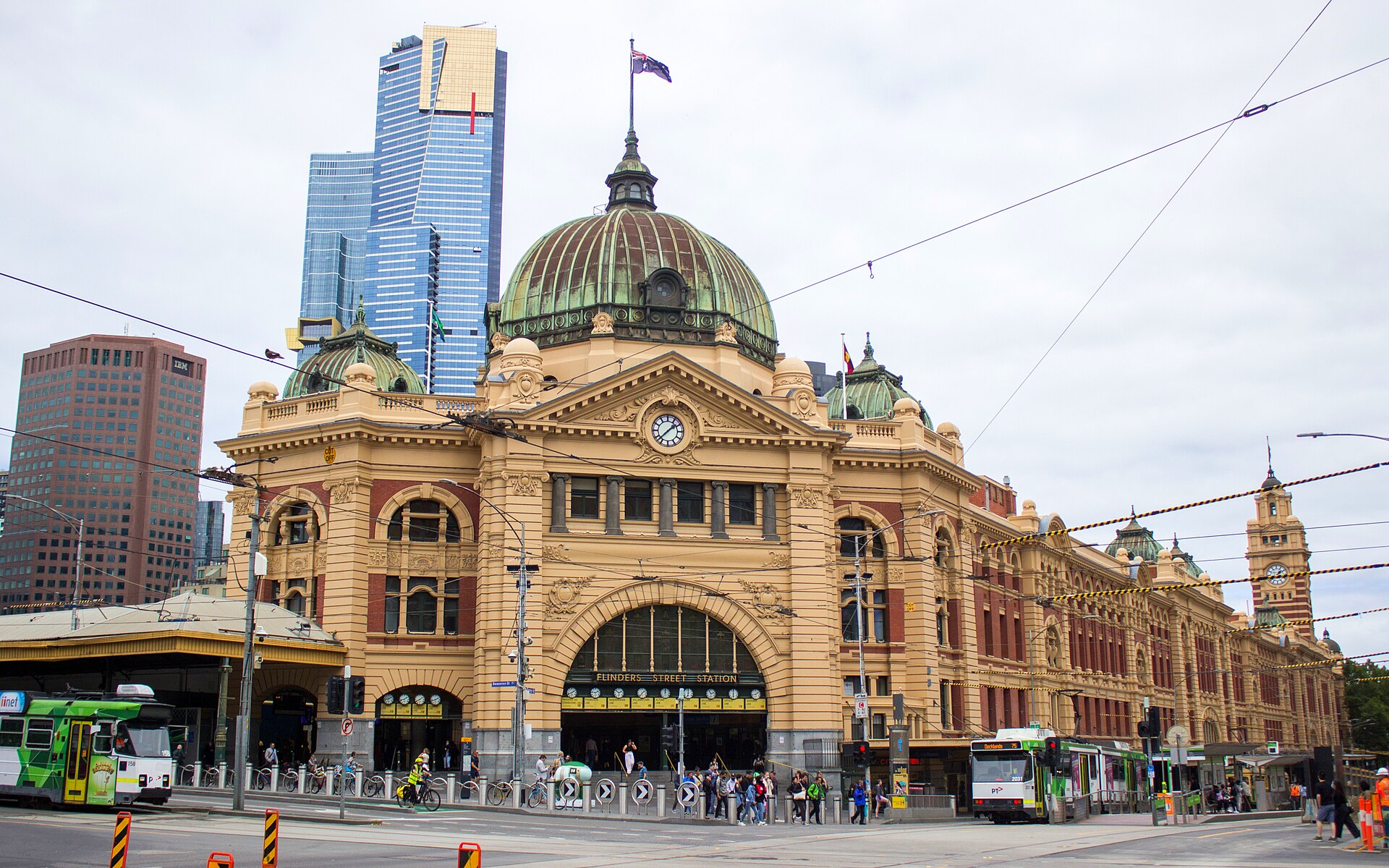 Melbourne — Railway station in Melbourne, Australia